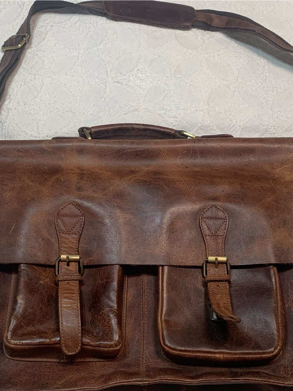 Vintage Brown Leather ‘Messenger Bag ‘for Men with Distressed Worn Patina